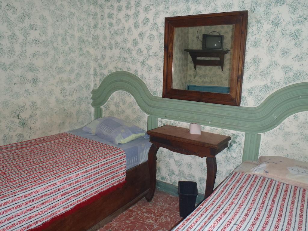 Hotel Casa De Huespedes Hidalgo Теуакан Номер фото